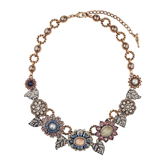 Chloe + Isabel Jewelry - Chloe + Isabel Bon Chic Statement Collar Necklace
